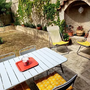 Au Coeur De Avec Jardin Cassis